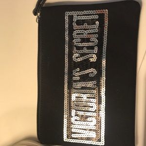 VICTORIA SECRET MAKE UP BAG!